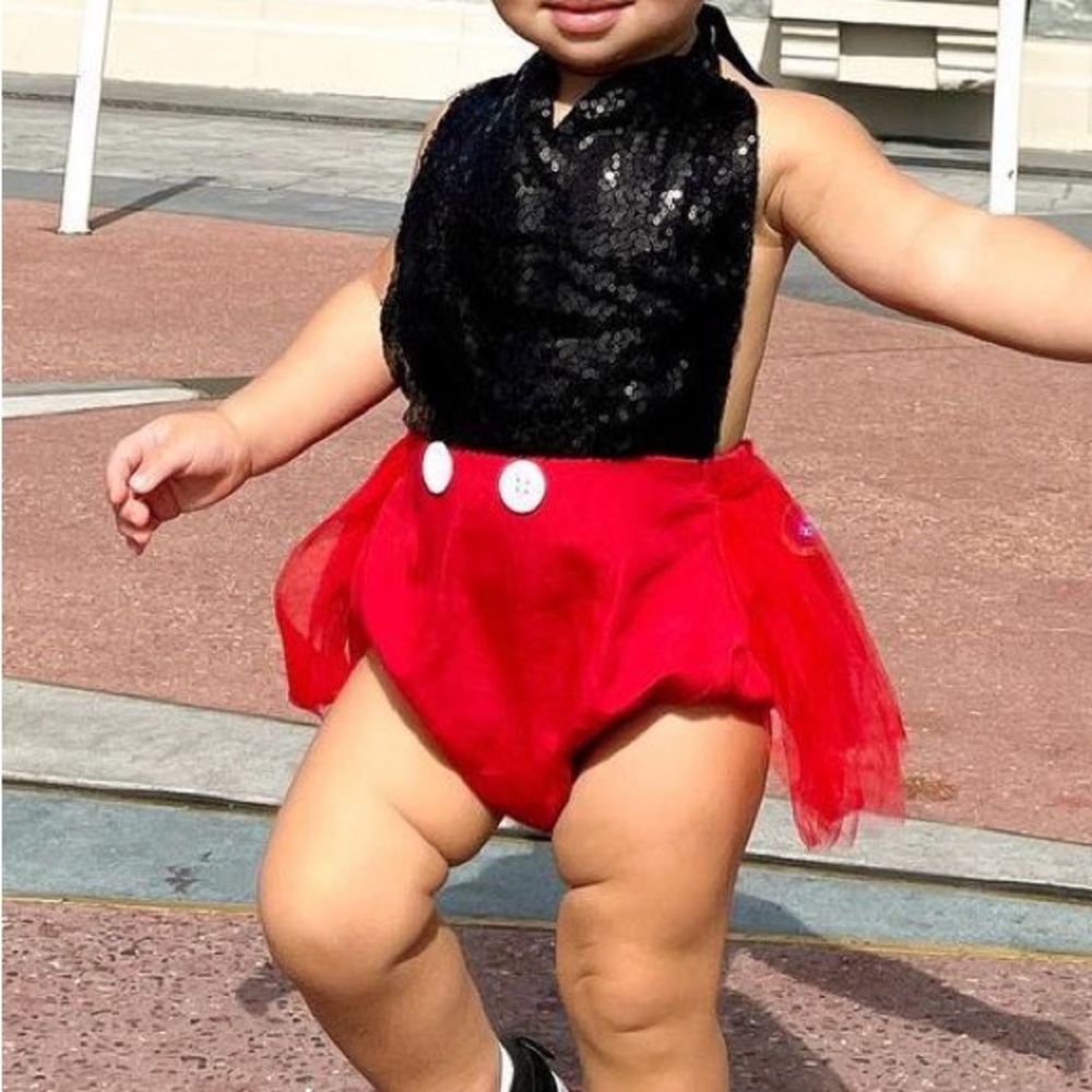 Mickey Outfit